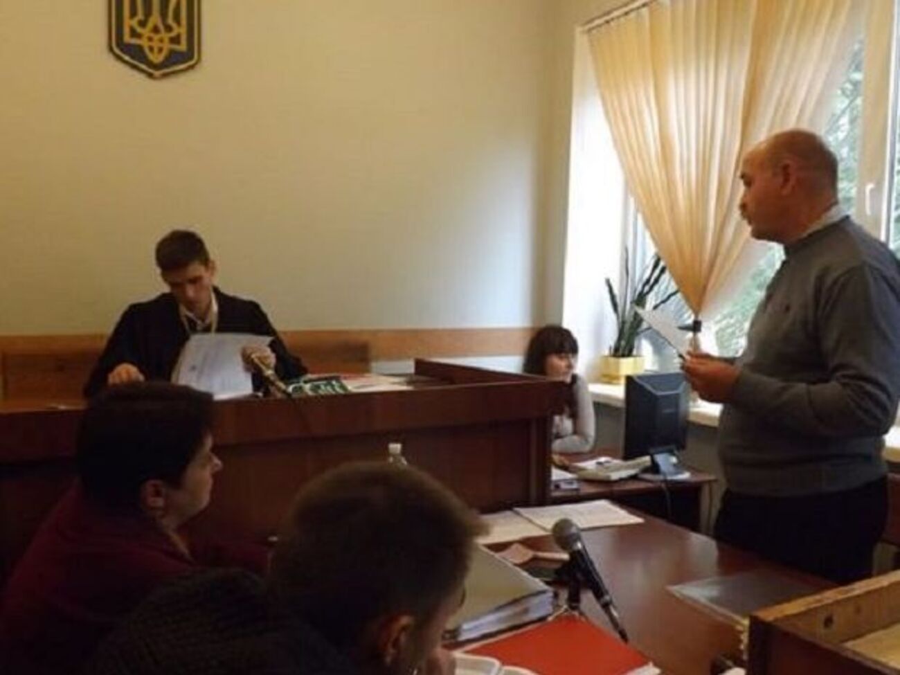 Во время заседания суда в Обухове