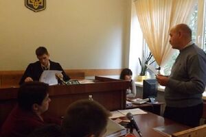 Во время заседания суда в Обухове