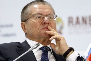 Защита Улюкаева обжаловала его арест