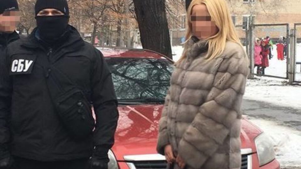 Задержанной на взятке старшему следователю киевской полиции сообщено о подозрении