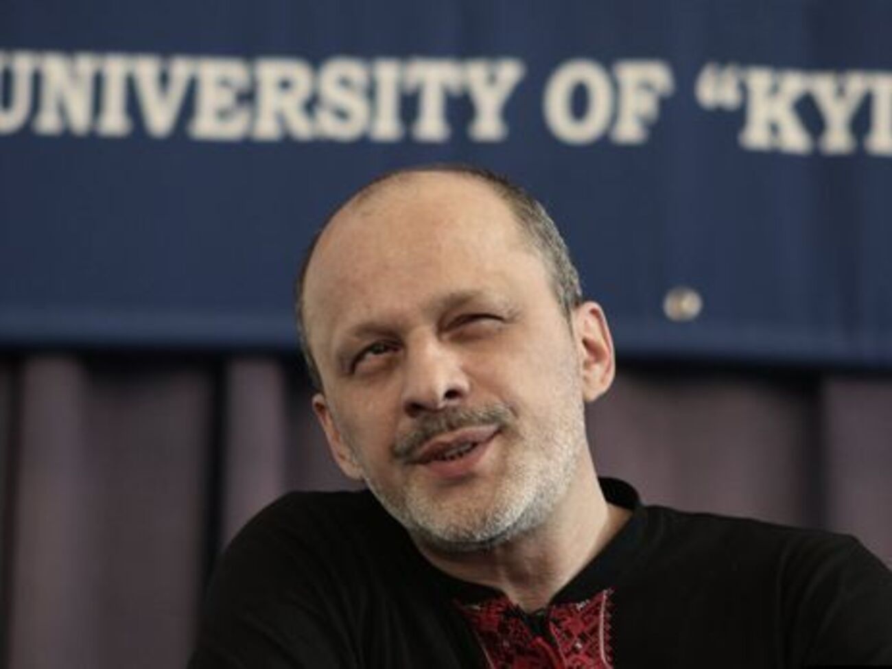 Аласания: Все пытались звонить и давить, просить осветить то или иное событие