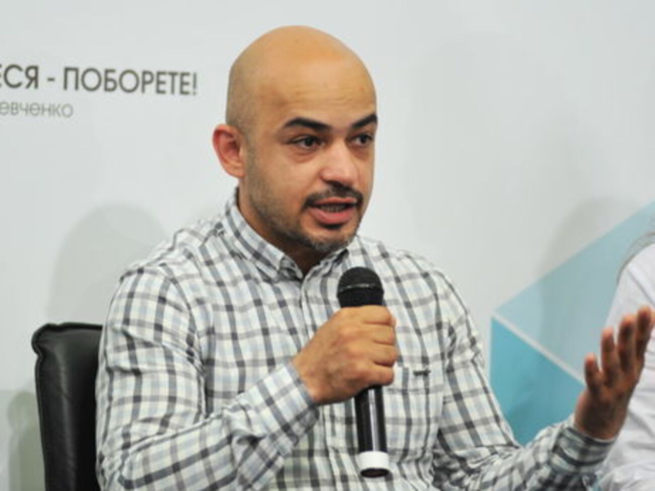 Найем: Я точно знаю, что думать сейчас было бы правильнее о стране и что это намного сложнее, чем о своих амбициях