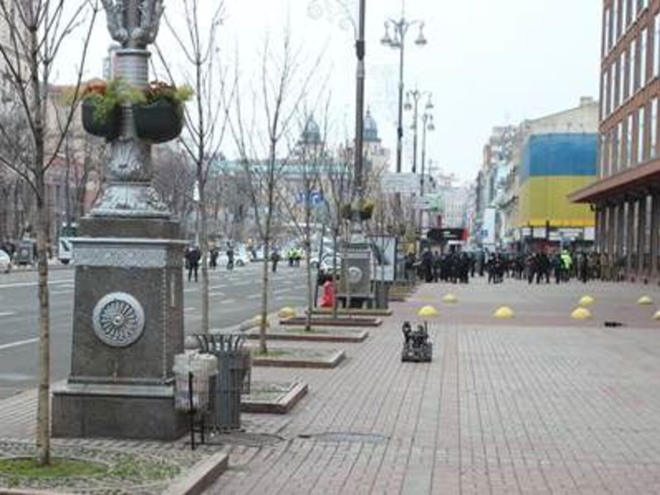 Полиция оцепила место, где производилось обезвреживание находки