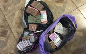 При обыске в конвертцентре СБУ обнаружила крупные суммы наличных