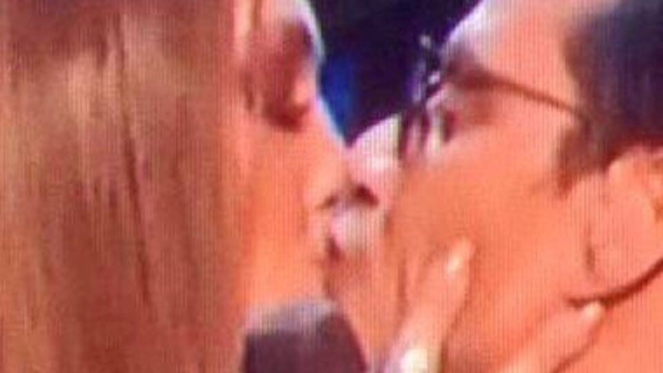 Джей Ло сама поцеловала Энтони