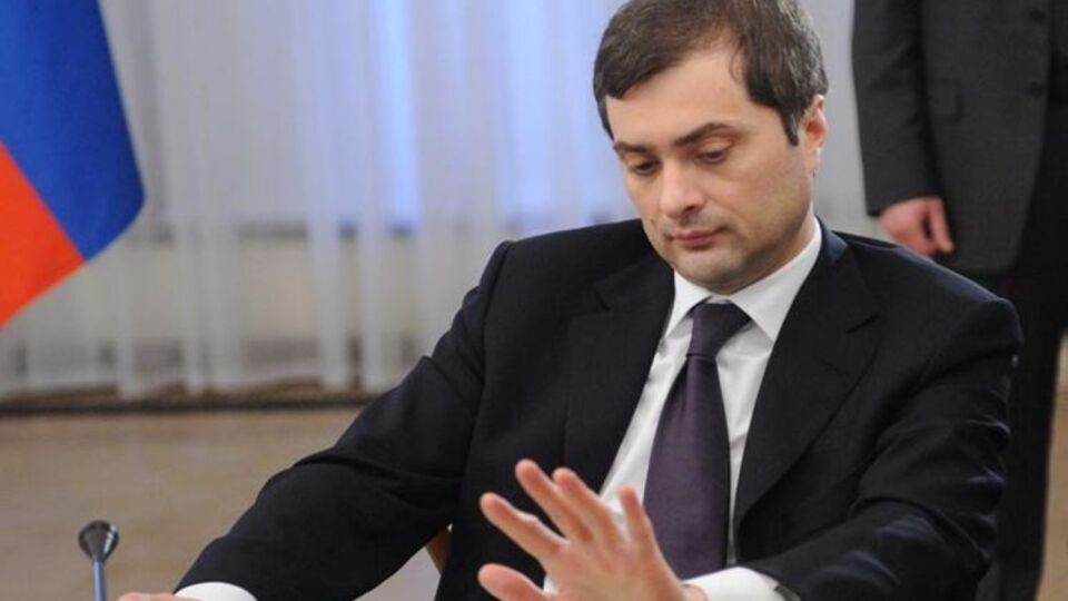 Хакерам удалось добраться не только до почты самого Суркова, но и взломать ящик его помощницы
