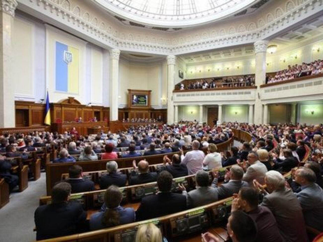 Оппозиционный блок набрал бы 10,6% голосов, а "Самопоміч" &ndash; 8,9%