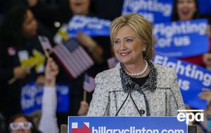 В штабе Клинтон пока никак не отреагировали на призыв потребовать пересчета голосов выборов