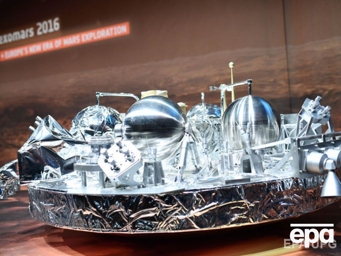 Компьютеры аппарата решили, что посадка уже произошла, но на самом деле&nbsp;Schiaparelli находился в 3,7 км от поверхности Марса