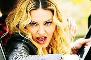 Мадонна просит уважать ее частную жизнь