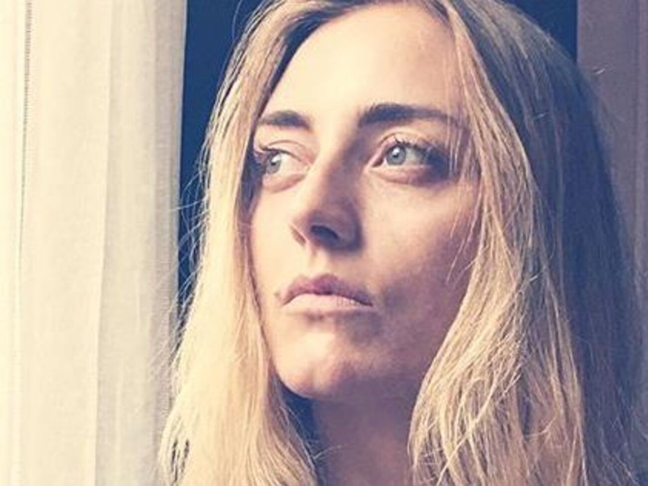 Уайлд нашла способ работать за компьютером с ребенком на руках