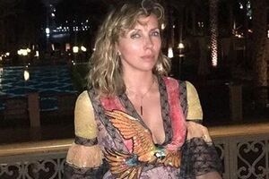 Бондарчук показала экстравагантный свитер
