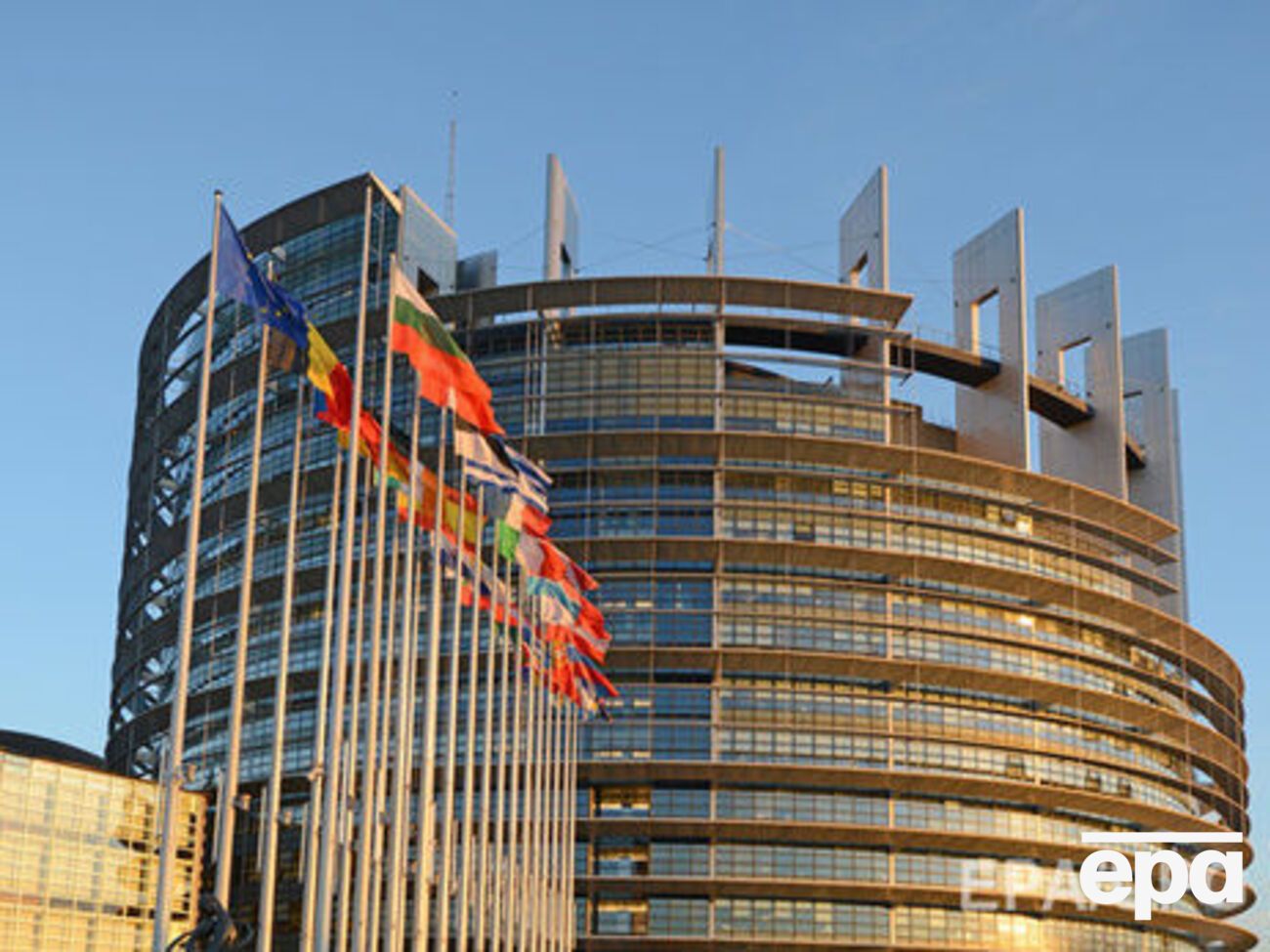 Европарламент вынес резолюцию по Дадину и другим незаконно осужденным