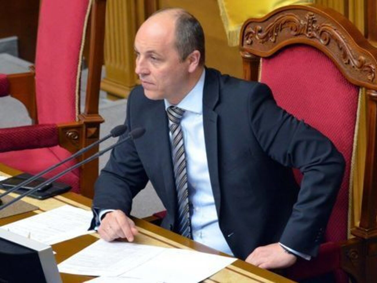 Андрей Парубий считает, что оглашение обвинения Виктору Януковичу поможет быстрее расследовать преступления, к которым он причастен