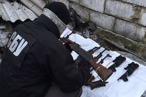 Правоохранители изъяли восемь автоматов АКМ