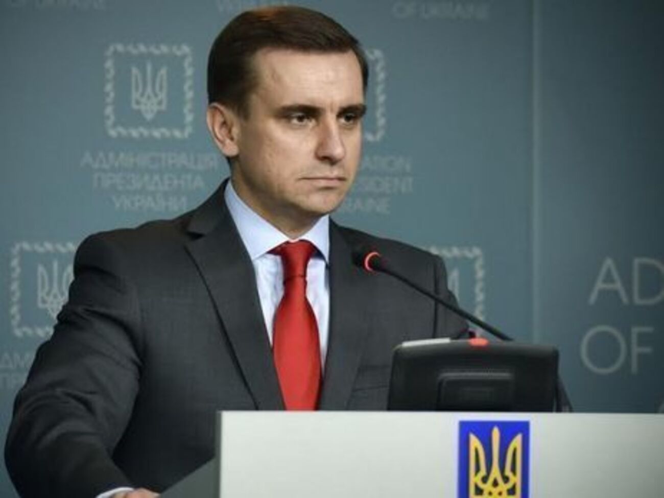 По словам Елисеева, сегодня лидеры ЕС поняли, что "пора заканчивать за словесными фразами показывать свою неспособность выполнять обязательства"