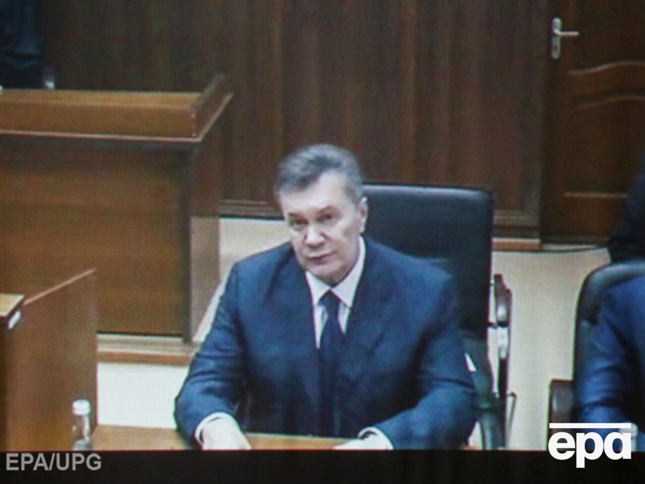 Янукович явился в ростовский суд для видеодопроса