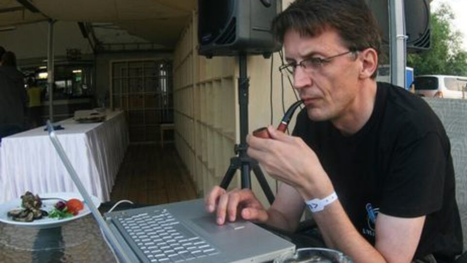 Адагамов: Ну, поплачьте еще о ваших героических фиделях с че геварами, давайте