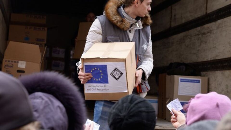 Организация помогала нуждающимся продуктами, водой, восстанавливала разрушенные дома