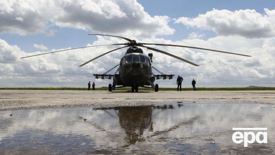 Ми-8 совершил экстренную посадку из-за отказа двигателя