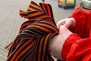 В Бресте чиновники посоветовали убрать георгиевские ленты из маршруток