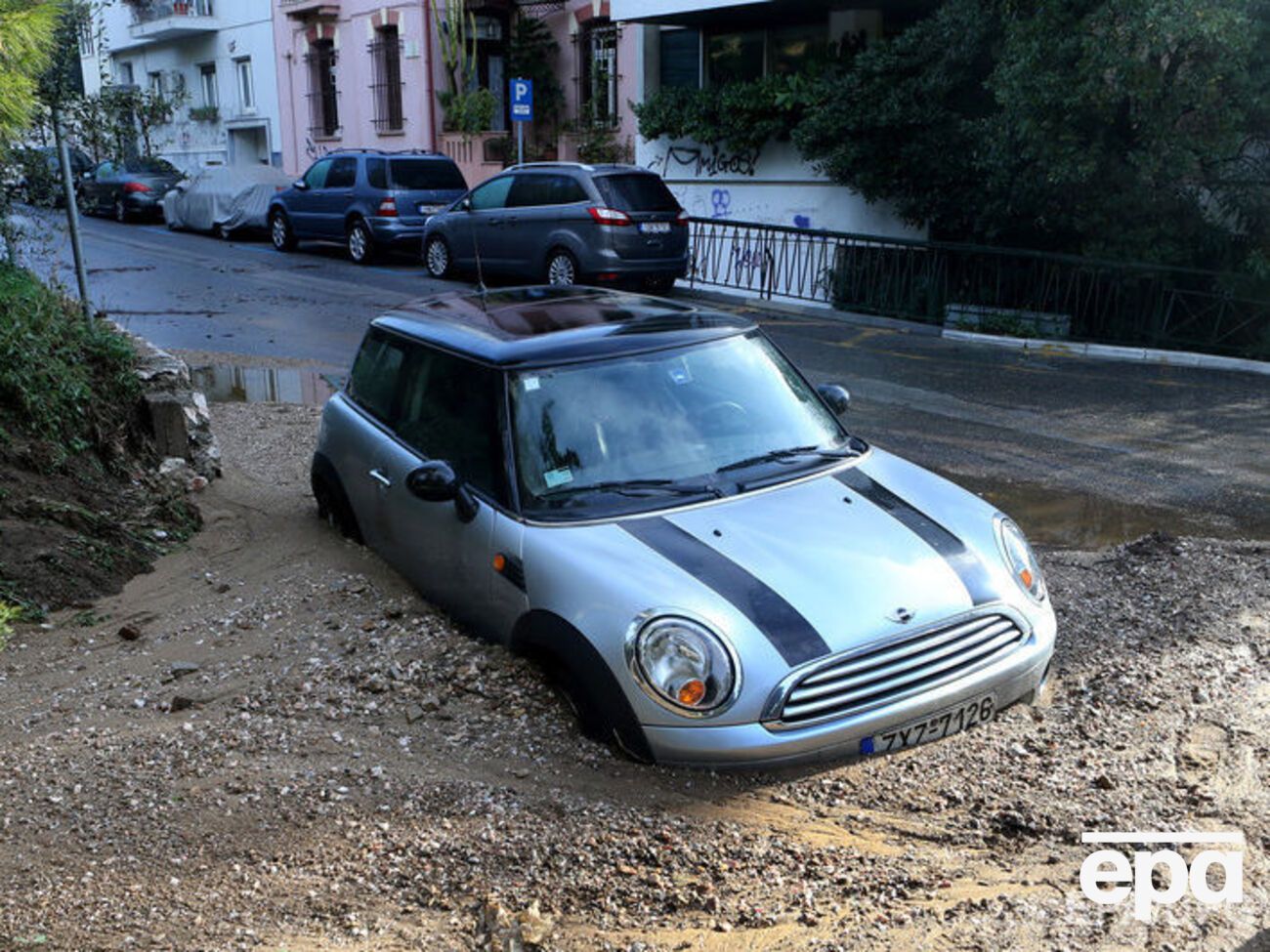 Афины страдают от ливней