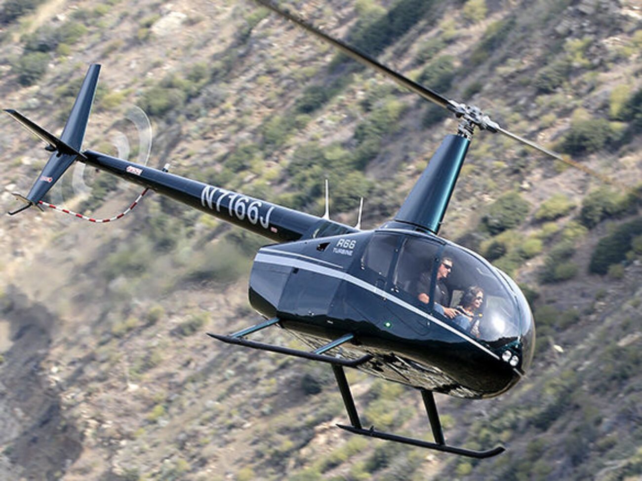 В Крыму потерпел крушение вертолет Robinson