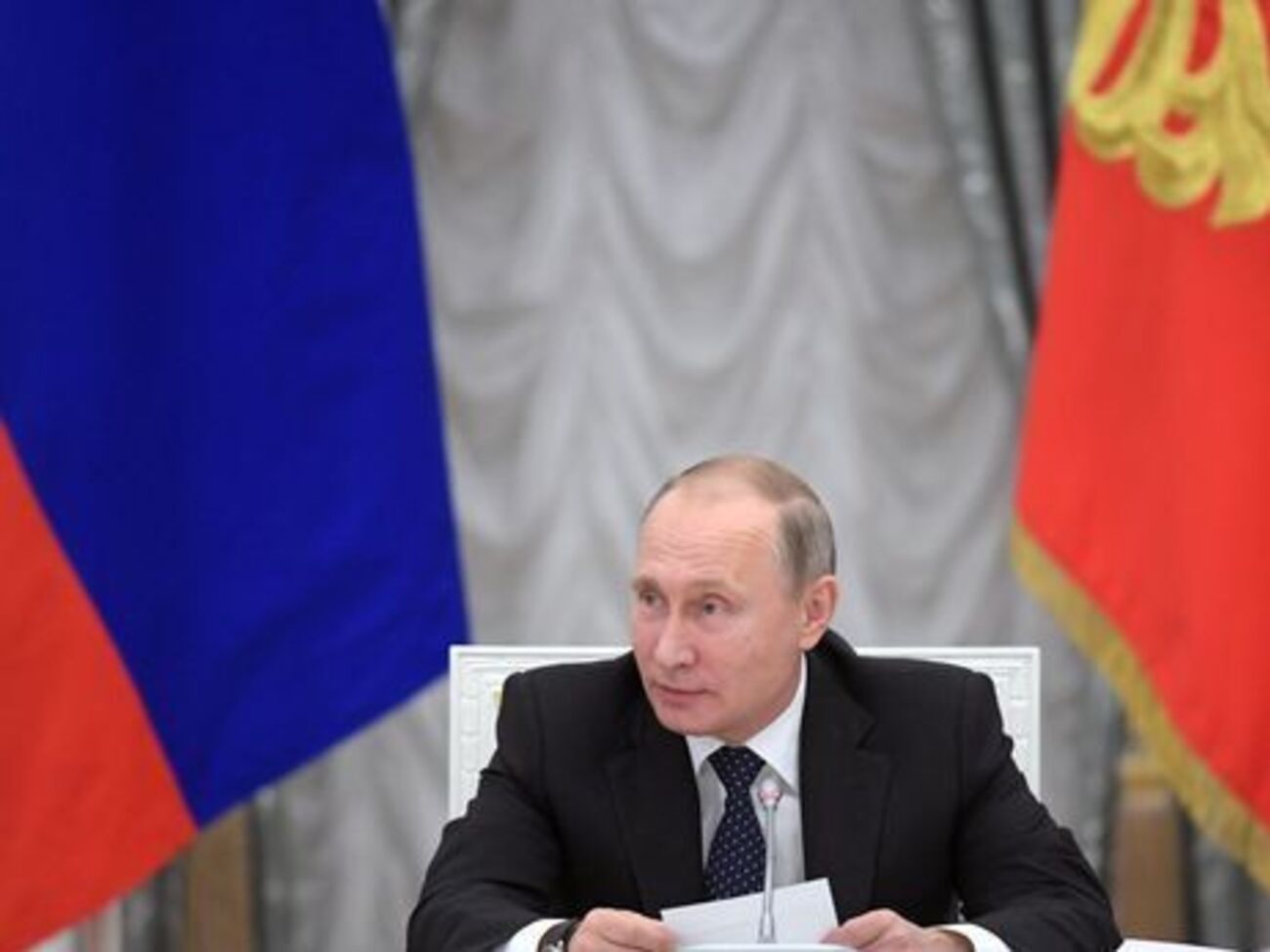 Указ вступил в силу со дня его подписания Путиным 26 ноября