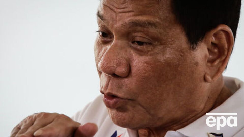 Дутерте не отказывается от дружбы с Россией и Китаем