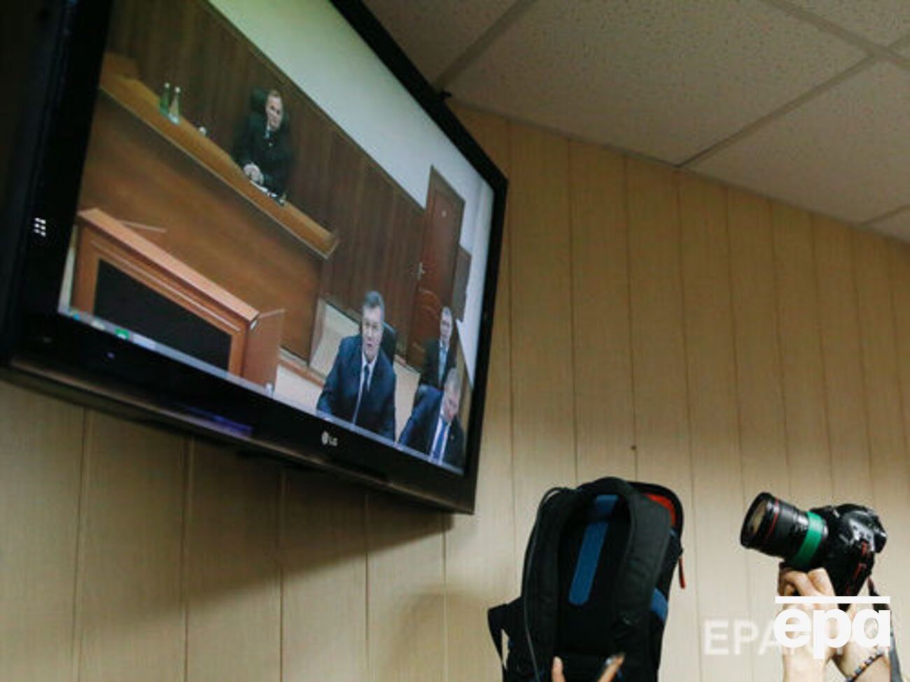 Янукович не стал называть свой адрес в Ростовской области