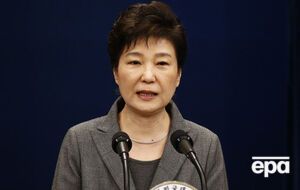 Пак Кын Хе выступила с телеобращением, в котором заявила о готовности покинуть должность