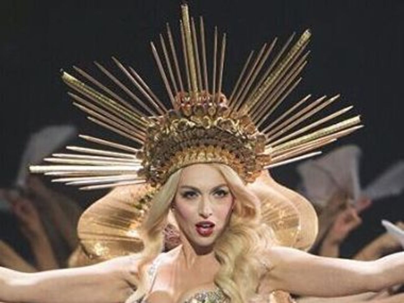 Полякова:&nbsp;Прикольная фотка. Я и моя мама, мне 16