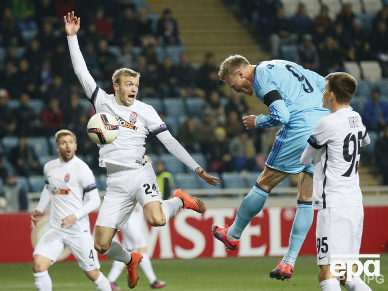 "Заря" и "Фейеноорд" сыграли вничью