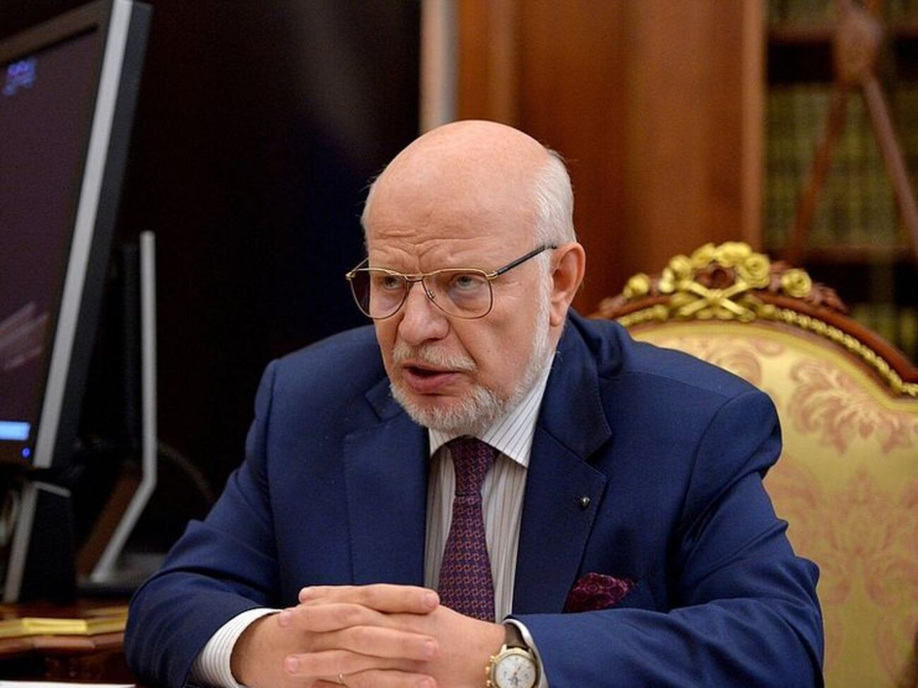 По словам Федотова, аренду офиса полностью возобновили