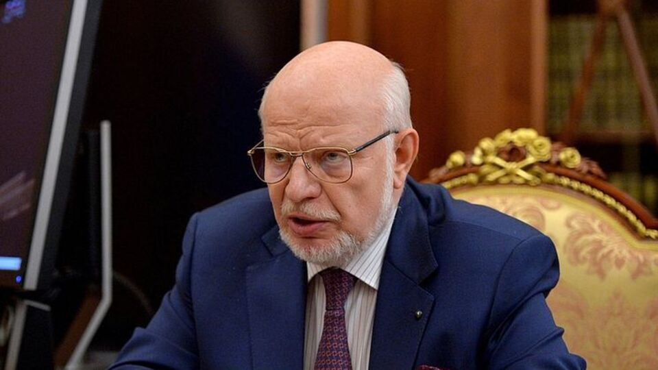 По словам Федотова, аренду офиса полностью возобновили