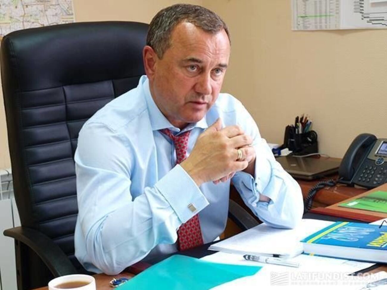 Александр Домбровский:&nbsp;Достаточно проанализировать мою электронную декларацию, чтобы убедиться, что я не могу себе позволить столь значительные траты