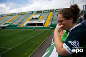 Скорбящие болельщики "Шапекоэнсе"