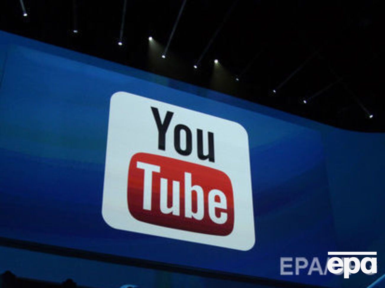 Источник издания отметил, что на YouTube размещается как профессиональный, так и пользовательский контент, но нет методики, как их отделить