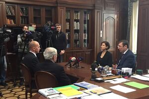 Юрий Луценко: Именно такая оперативная память нужна нам для начала выявления коррупционеров и предателей в ГПУ