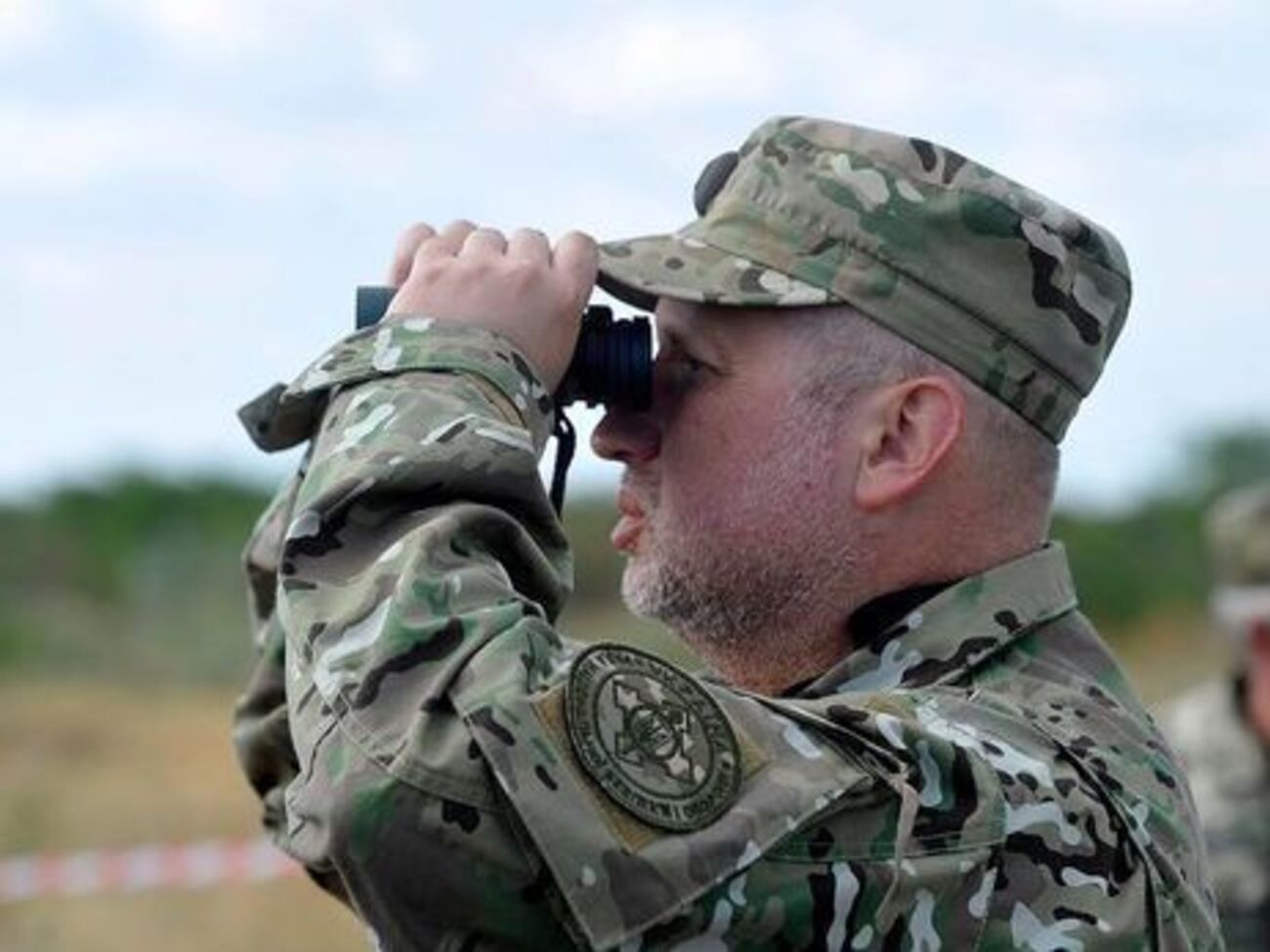 Александр Туринов: Без учета численности двух армейских корпусов, сформированных на смешанной основе, на Донбассе находятся регулярные российские воинские части численностью до 10 тыс. человек