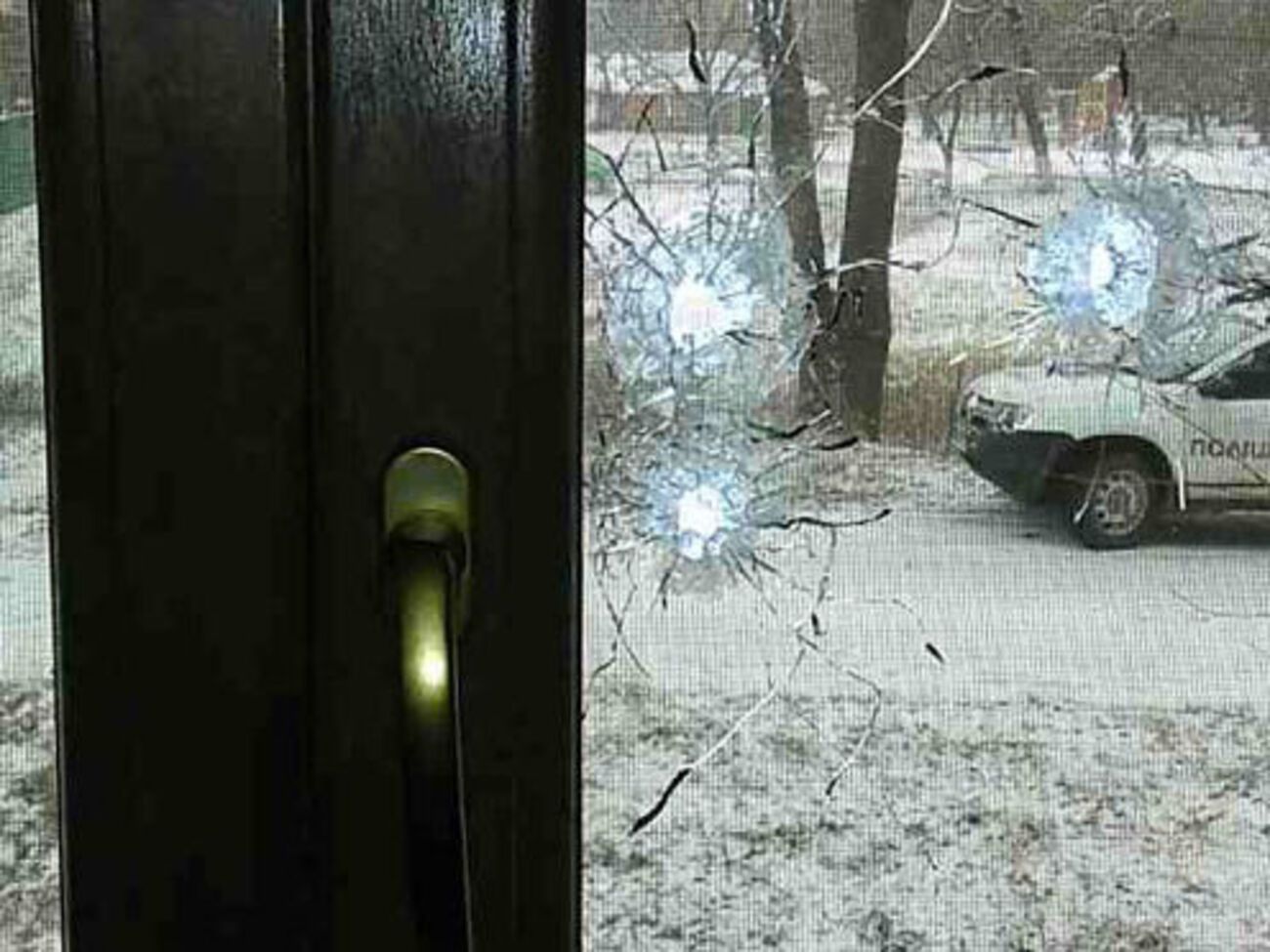 В окна стреляли из огнестрельного оружия