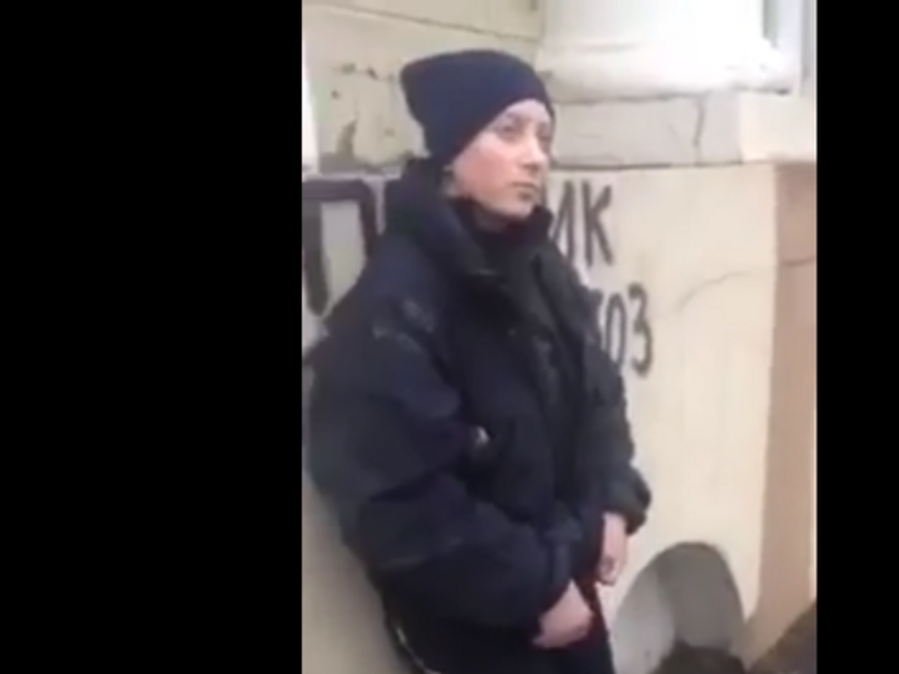 Полиция разыскивает авторов видео, которые не оказали помощь патрульной