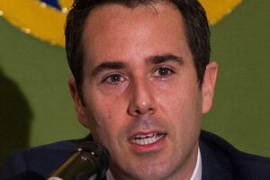 Байер призвал Россию "прекратить насилие"