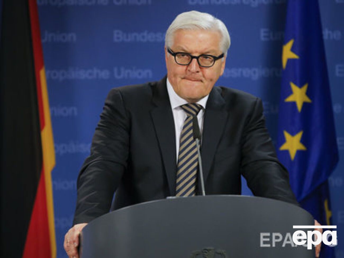 Глава немецкого МИД Штайнмайер поручил довести до сведения Анкары позицию федерального правительства Германии "в свете последних событий в Турции"