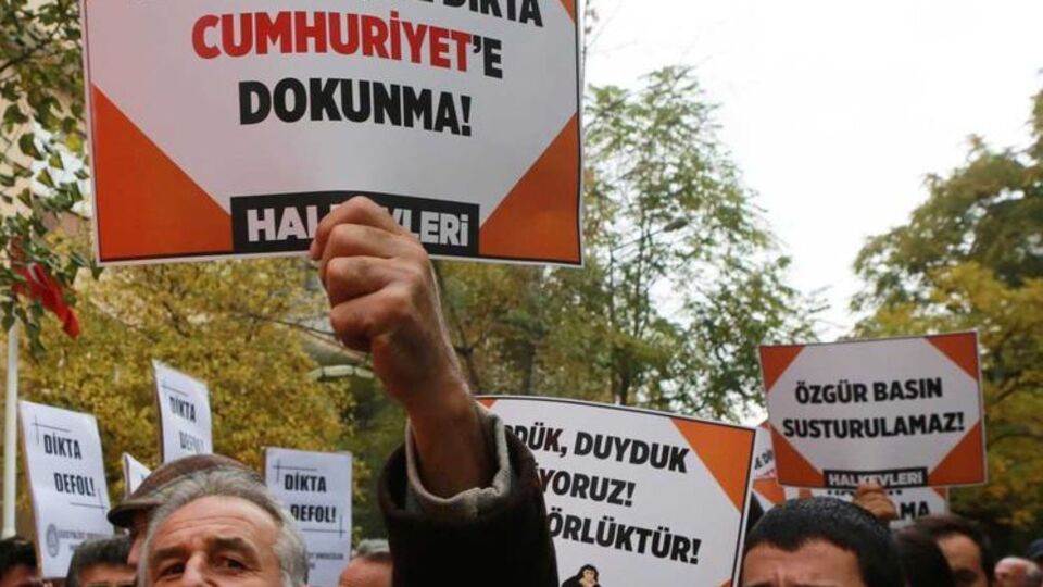 Журналисты арестованы по подозрению в причастности к терроризму