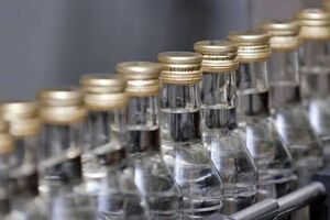 От отравления суррогатным алкоголем в Украине умерло уже 68 человек