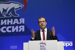 По словам Медведева, Кремль уже принял ответные меры в отношении Европы и Соединенных Штатов