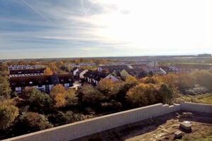 В Мюнхене построят высокую стену перед приютом для беженцев