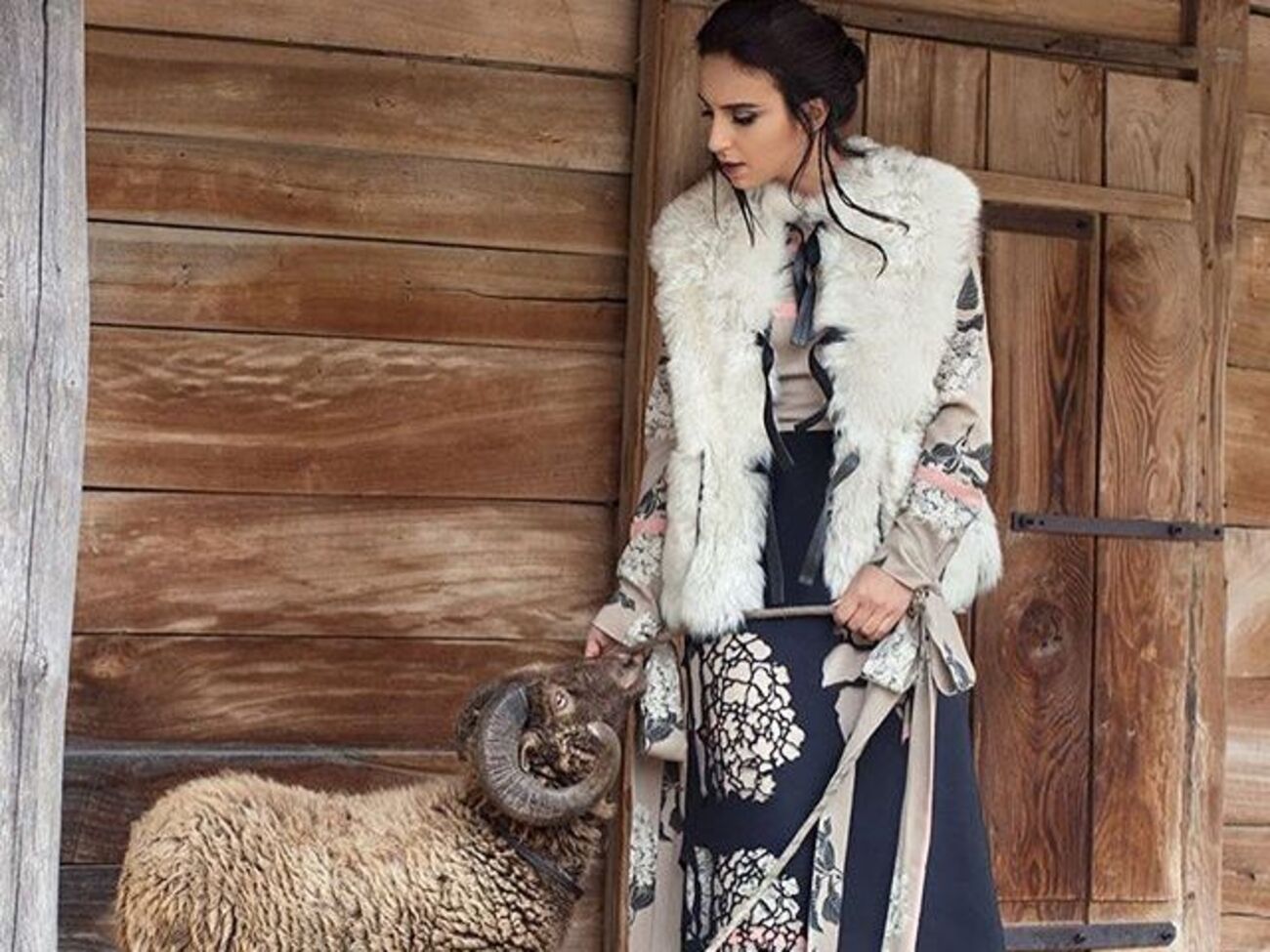 Джамала спела вместе с группой "ДахаБраха"