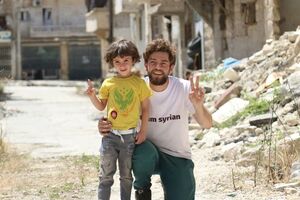 Одно из требований митинга – помощь сирийскому народу со стороны России должна быть, в первую очередь, гуманитарной